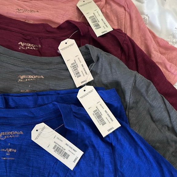 NWT 4 Arizona Jean Co V-Neck Short Sleeve Tees - Picture 2 of 4
